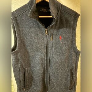 SOLD!!!! Polo Ralph Lauren men’s fleece vest barely worn size medium!